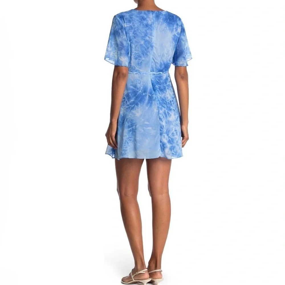 SAGE COLLECTIVE BLUE TIE-DYE MINI DRESS SIZE 6 - Picture 2 of 3